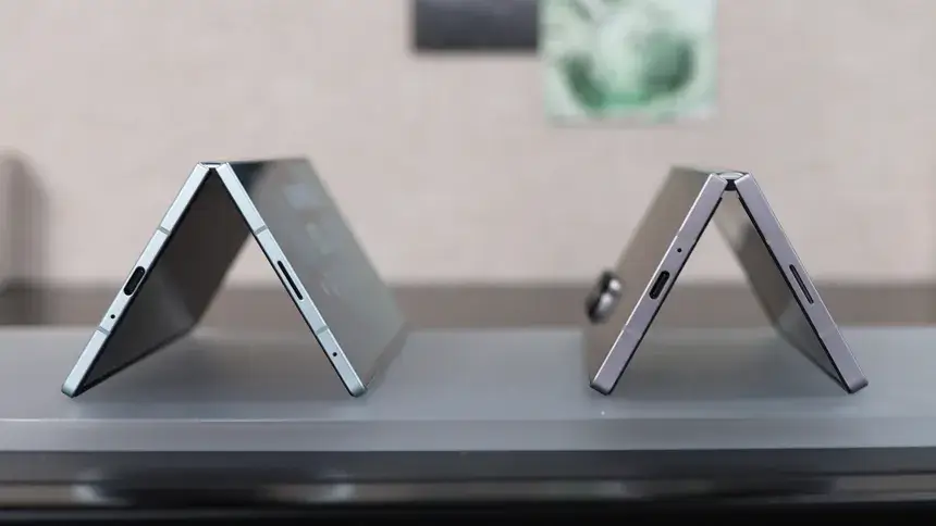 Design reforçado do Galaxy Z Fold 7